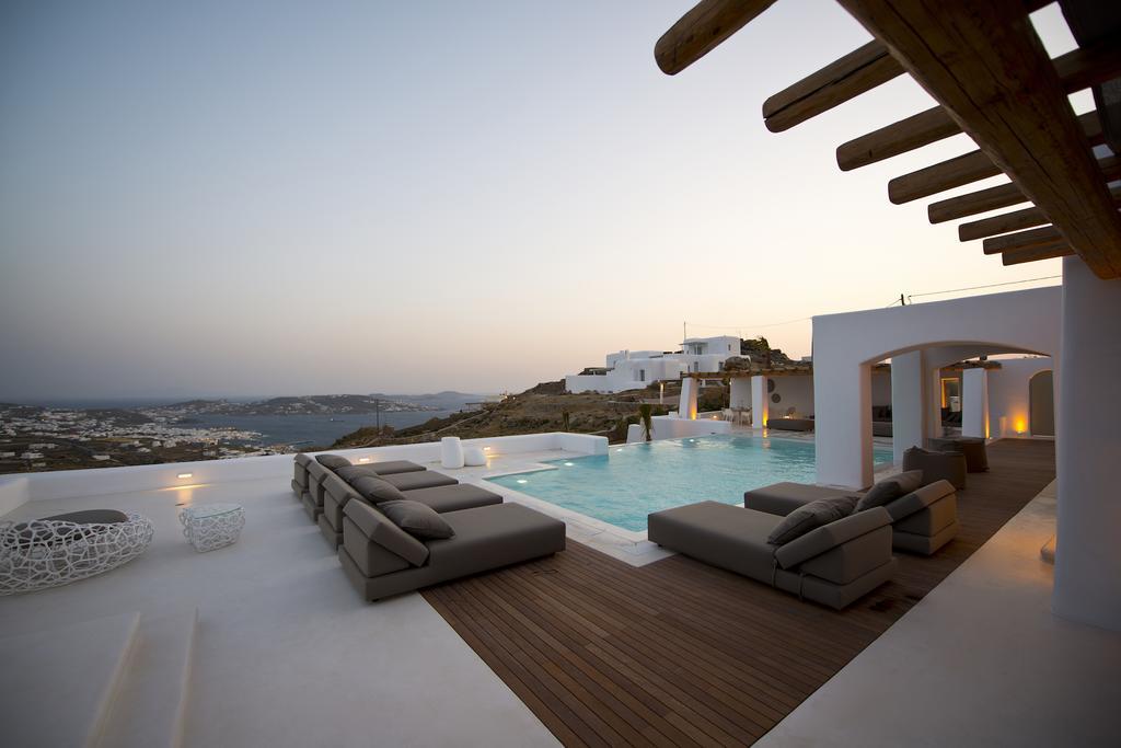 Diles Villas & Suites Mykonos Tourlos Exterior photo